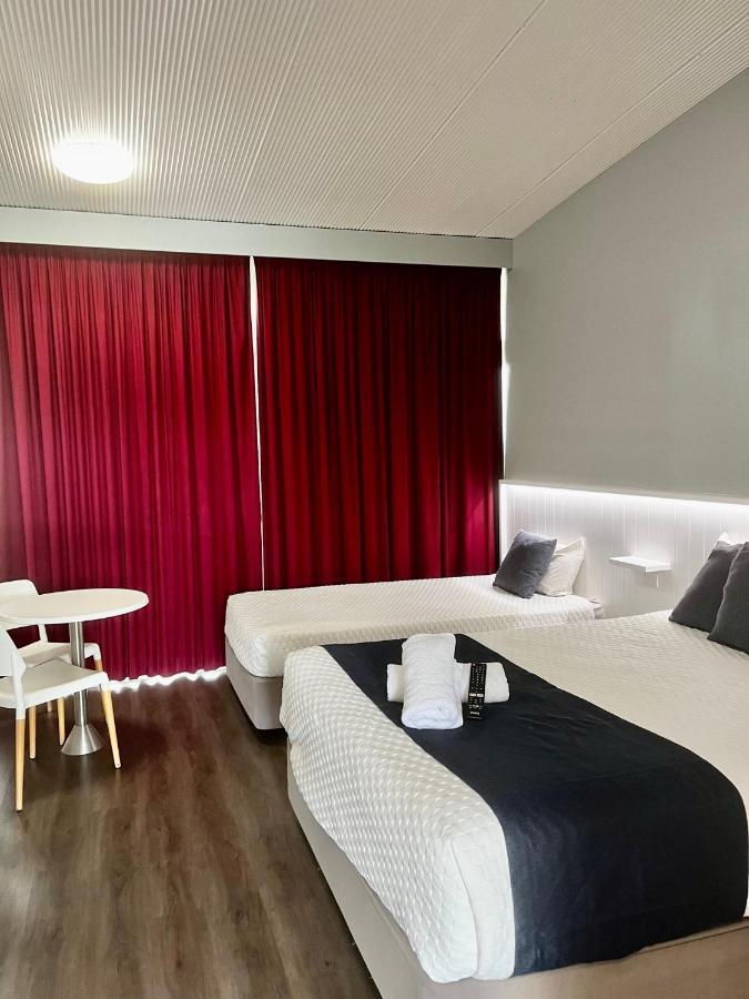 Banana Hotel Motel Экстерьер фото